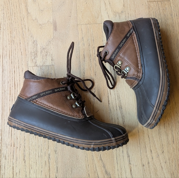 Sperry Kid's Boot Size 3 - Picture 1 of 6